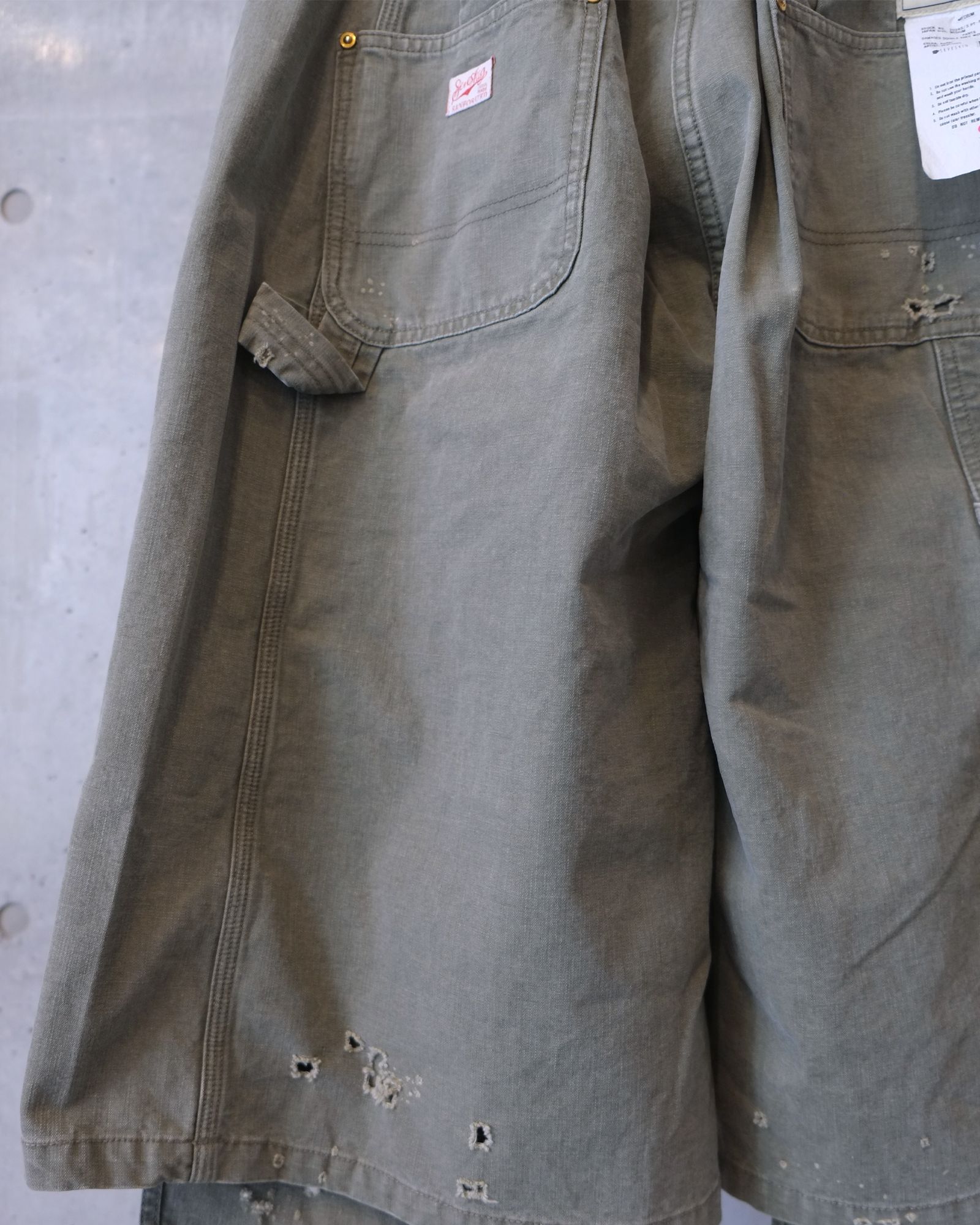 Damaged Double Knee Wide Bermuda Pants