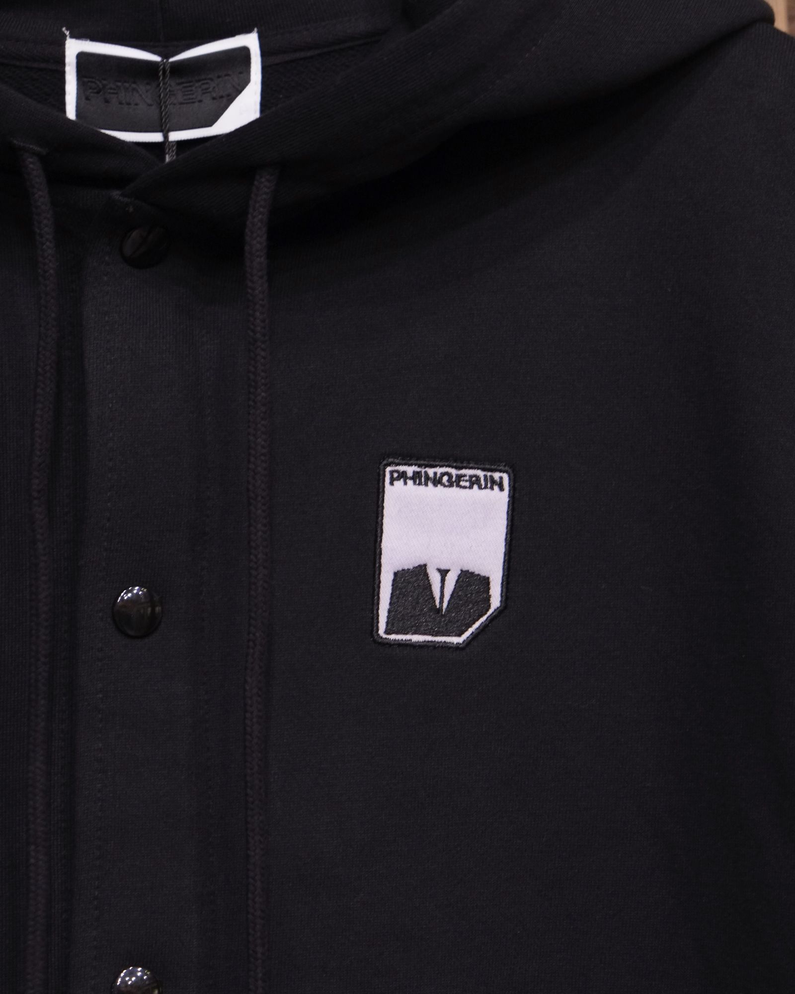 Visor Button Hoodie / ボタン パーカー / ブラック / PD-262-HCS-041
