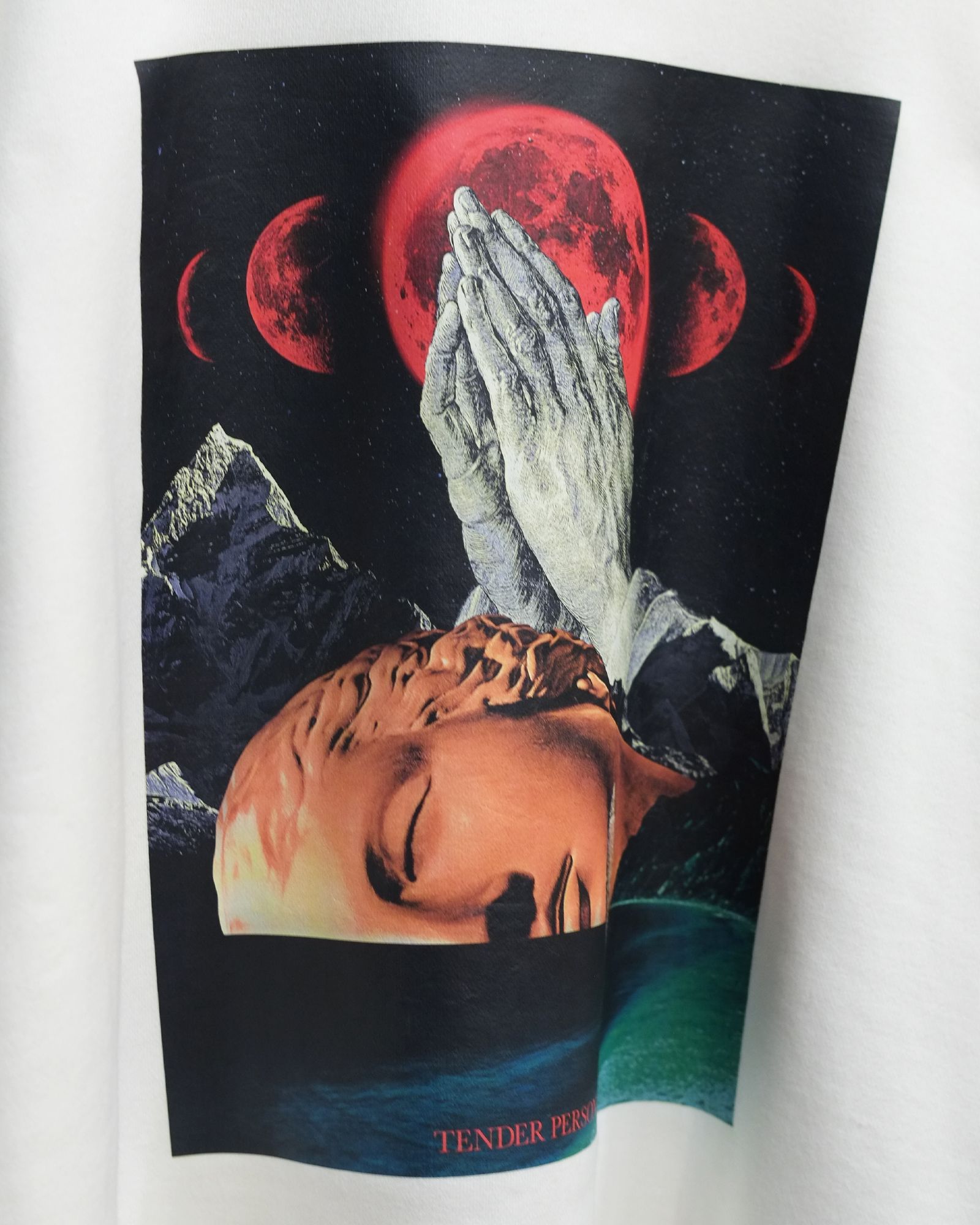 Gatsyo Hoodie