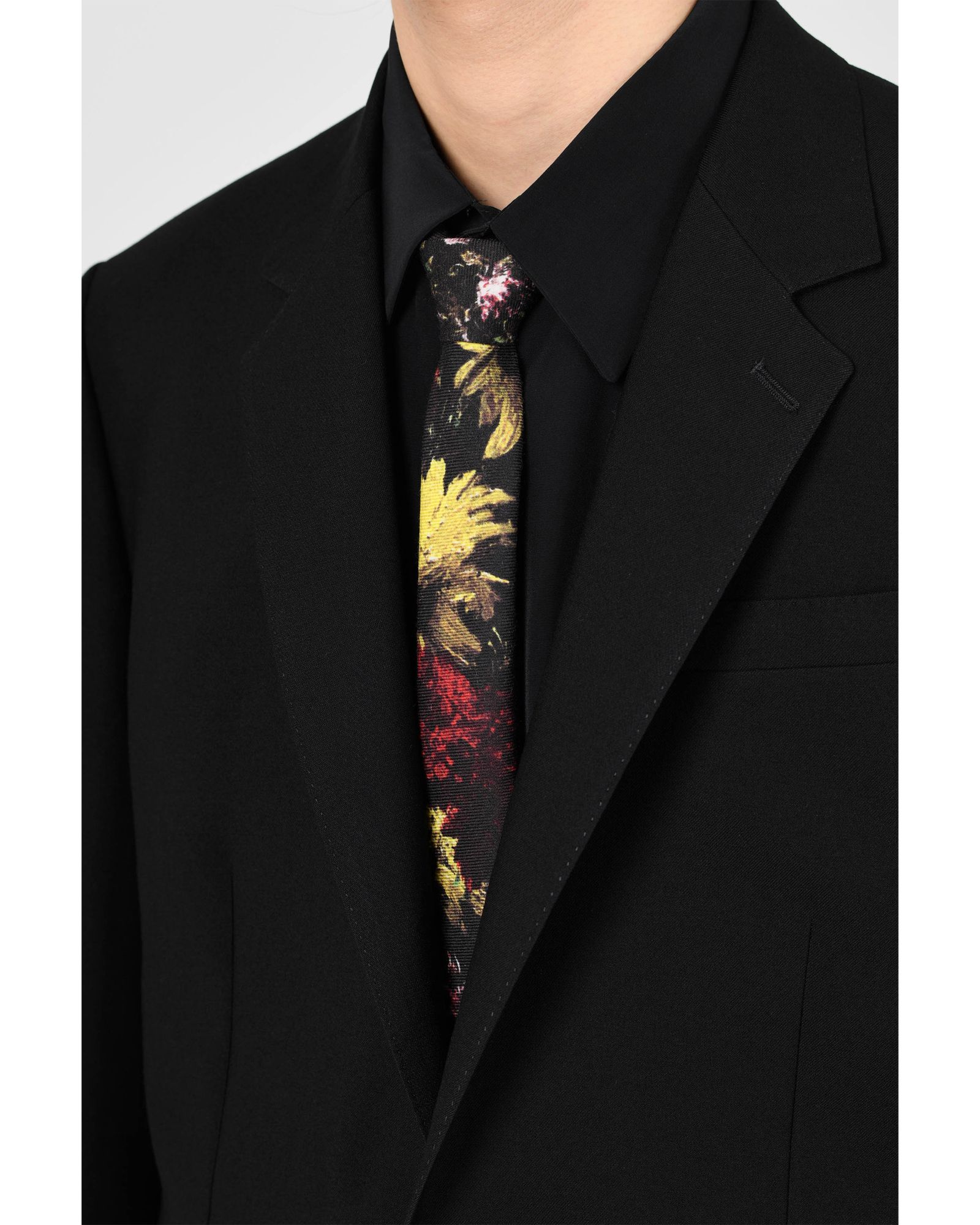 Carnation Tie
