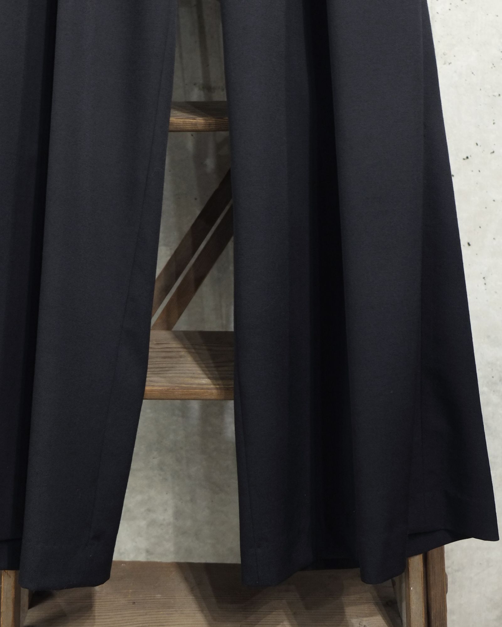 Gabardine Wide Pants