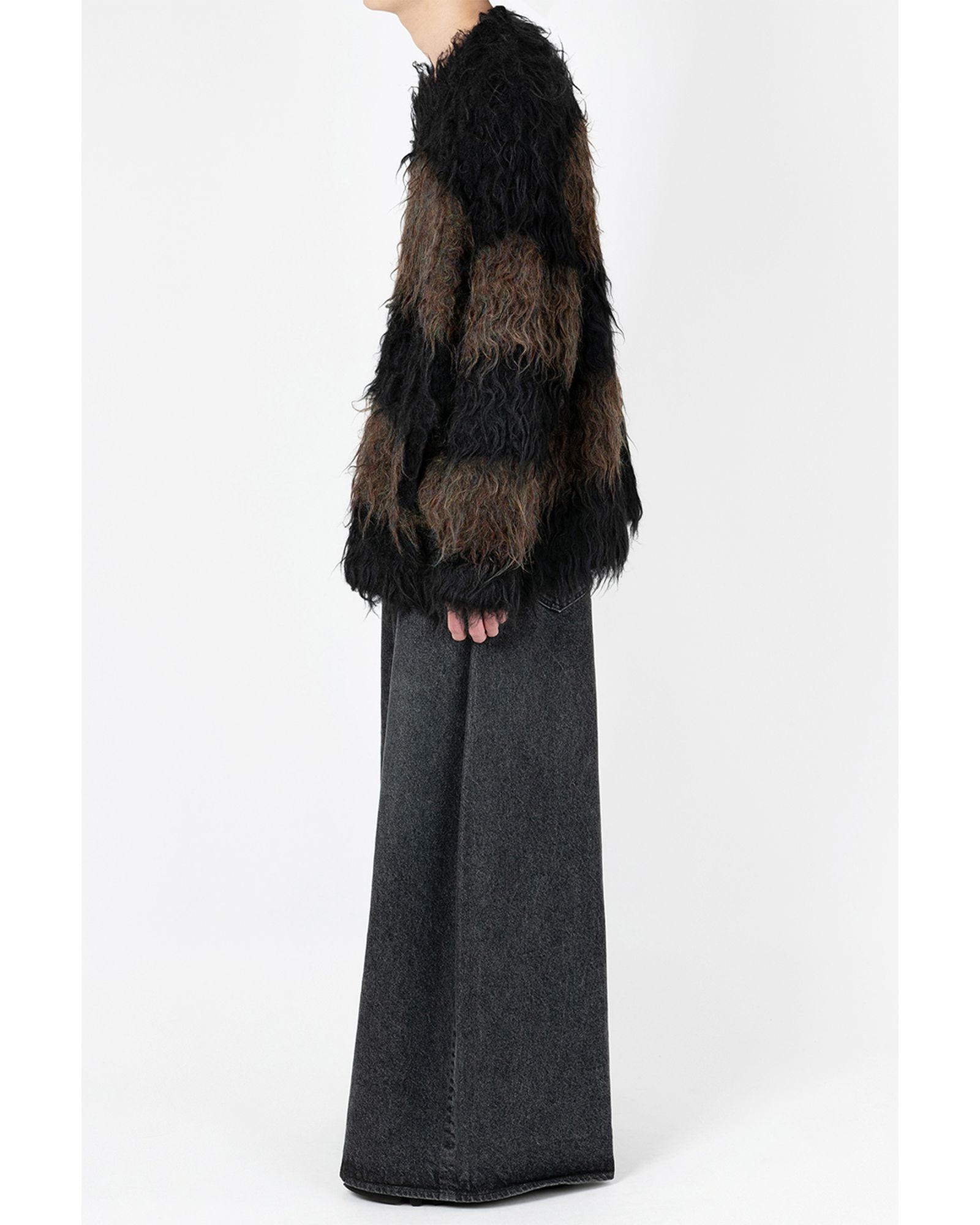 Shaggy Border Knit Pullover