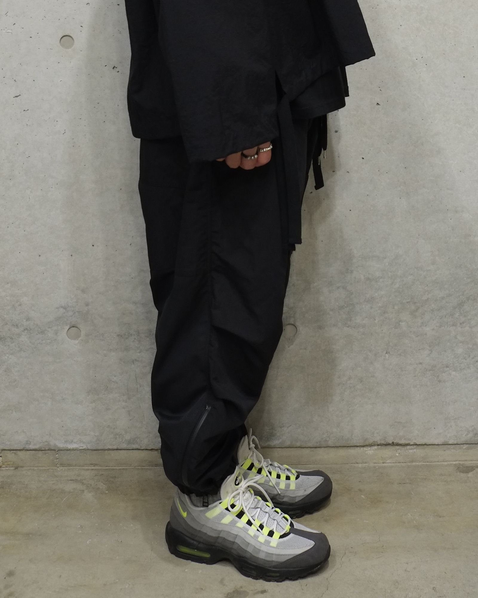 ANEI - Sidezip Tech Jogger 