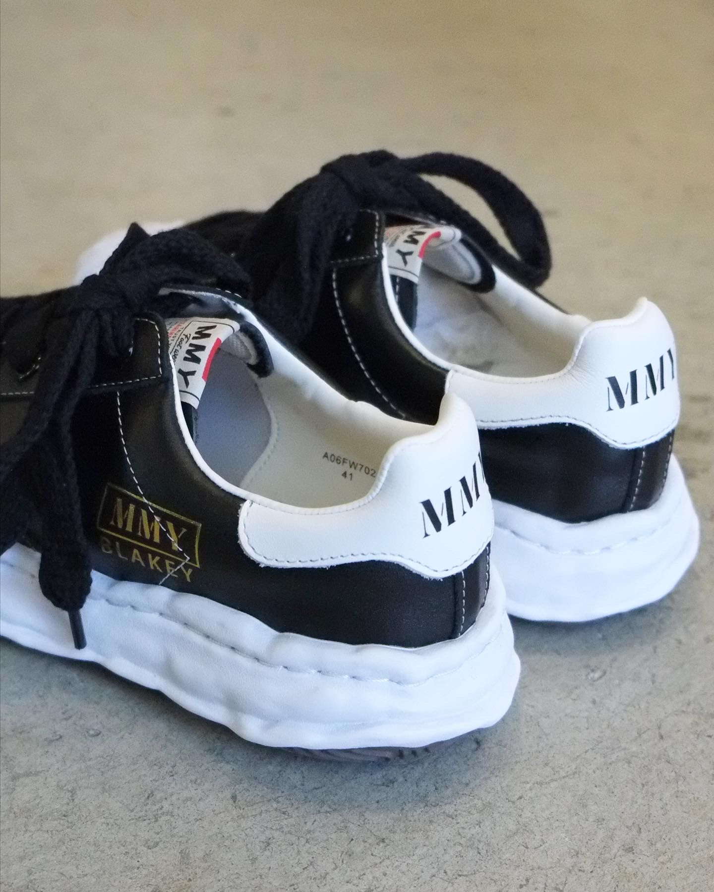 "BLAKEY" OG Sole Leather Low-top Sneaker
