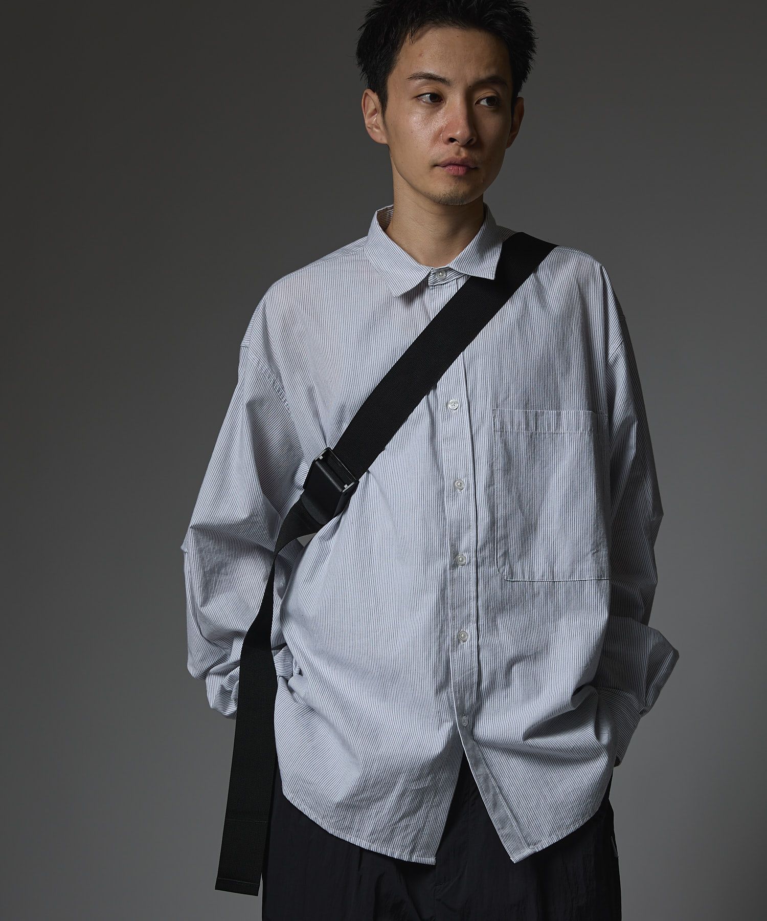 NYLON MESSENGER BAG (M) / ナイロン メッセンジャーバッグ / ブラック / MTM-BG-0320-26-A