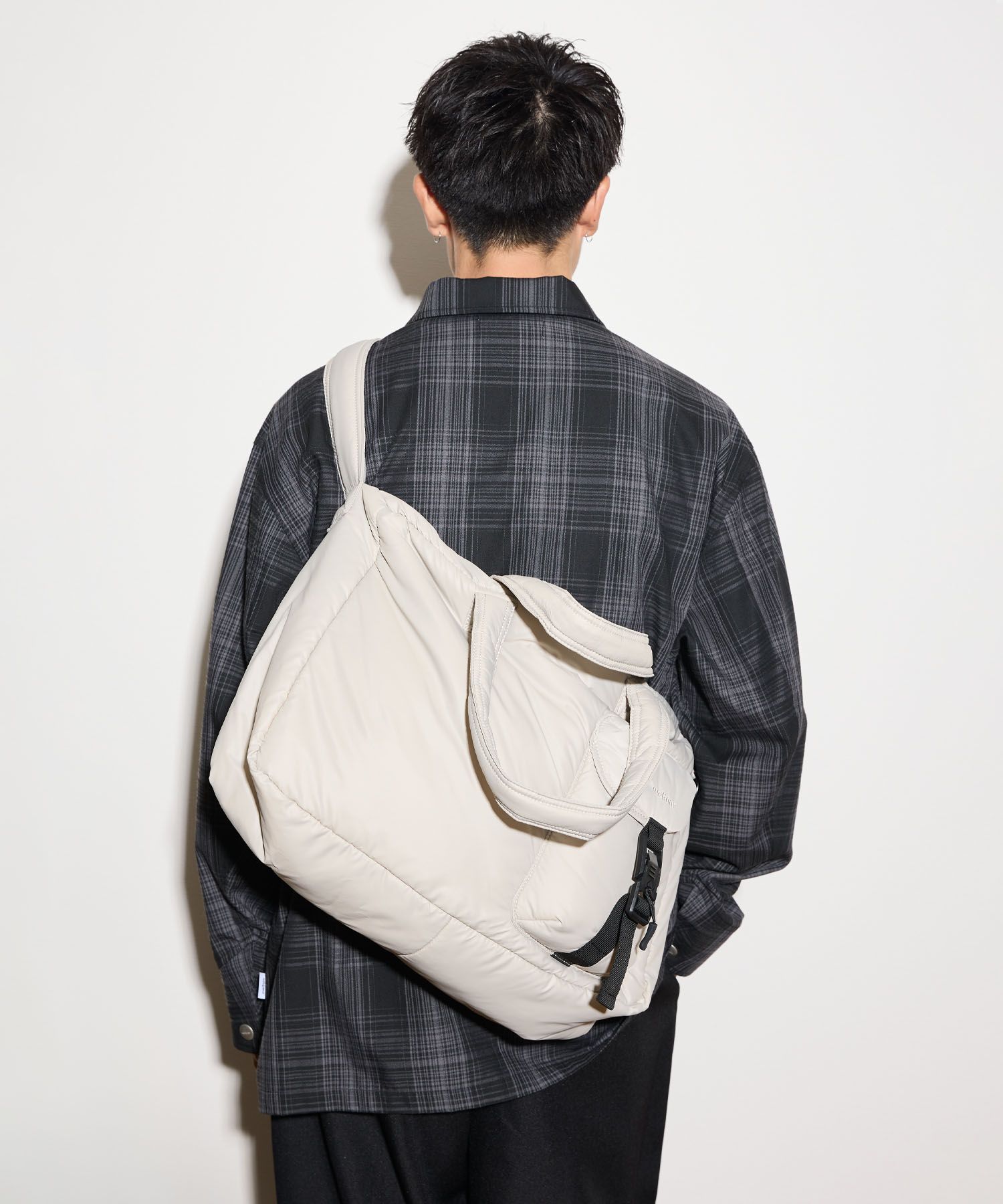 PADDING SHOULDER BAG / パディング ショルダーバッグ / ライトグレー / MTM-BG-0316-25-C