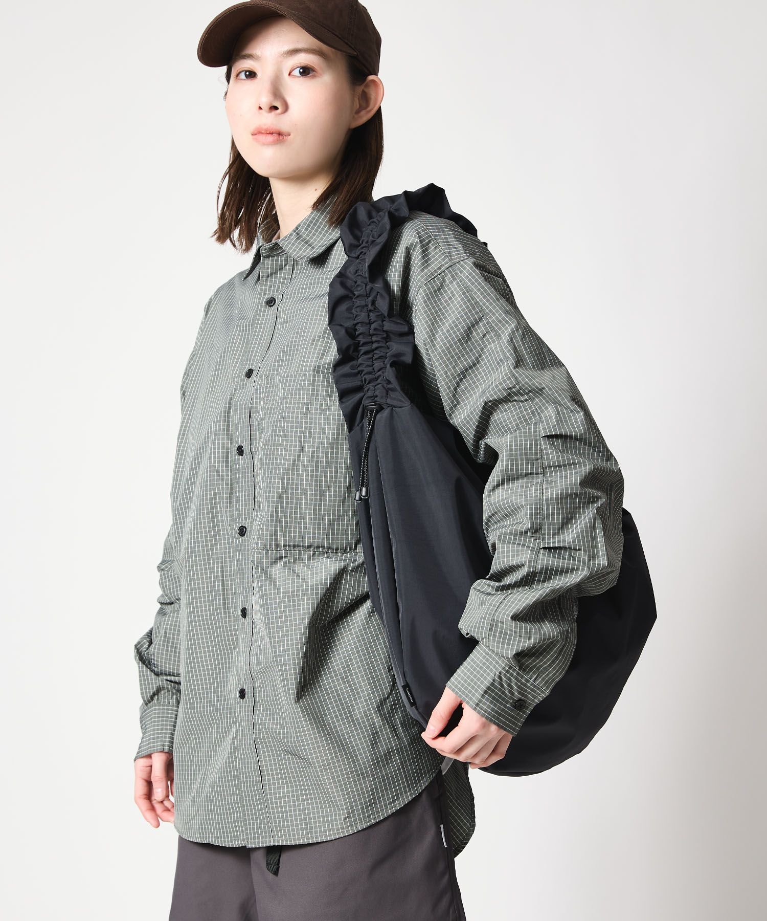 GATHER MESSENGER BAG / ギャザー メッセンジャーバッグ / ブラック /  MTM-BG-0372-26-A