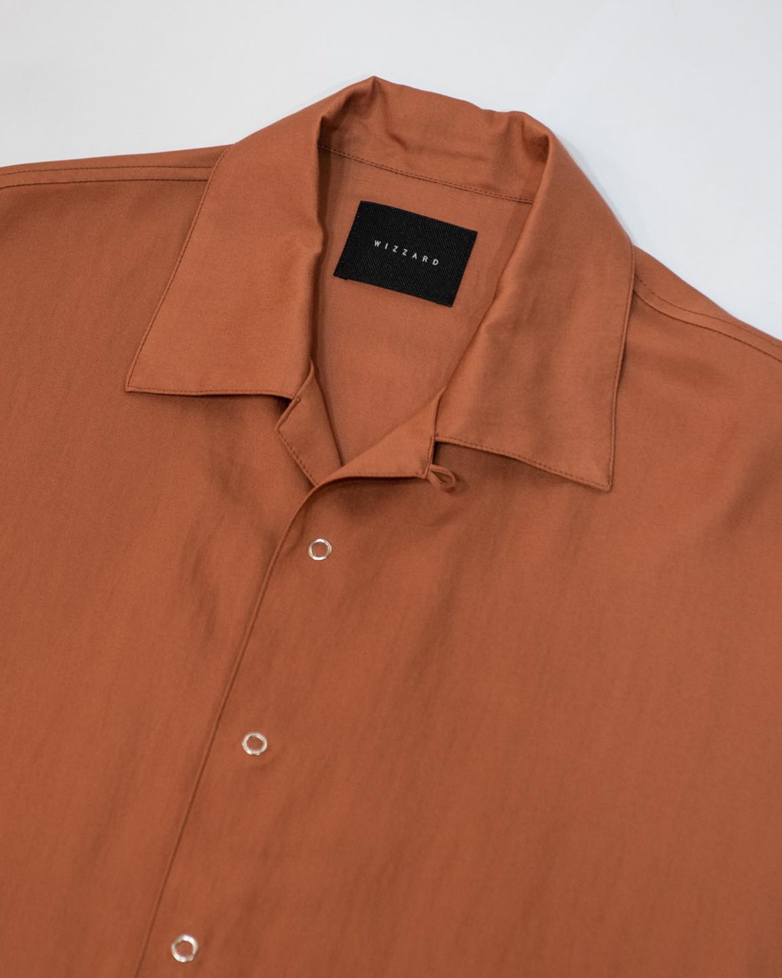 Detachable Sleeve Shirts
