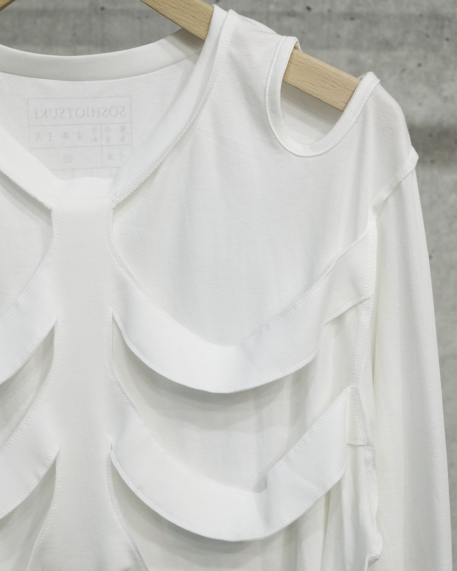 SOSHIOTSUKI - Longsleeve Born Muslin Top | fakejam