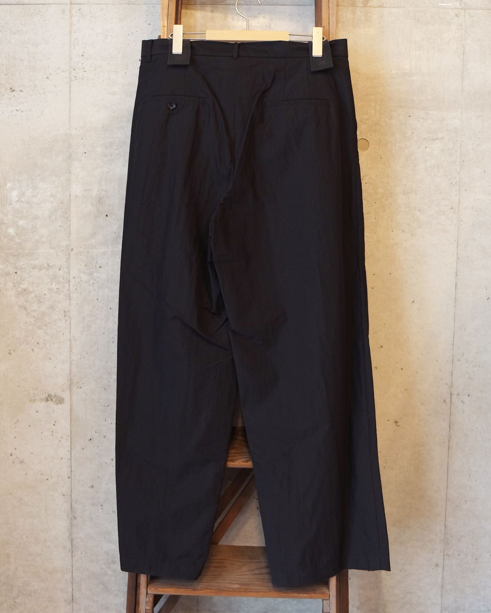 Ambient C/N High-waist Slacks / スラックス / ブラック /MW-PT26104