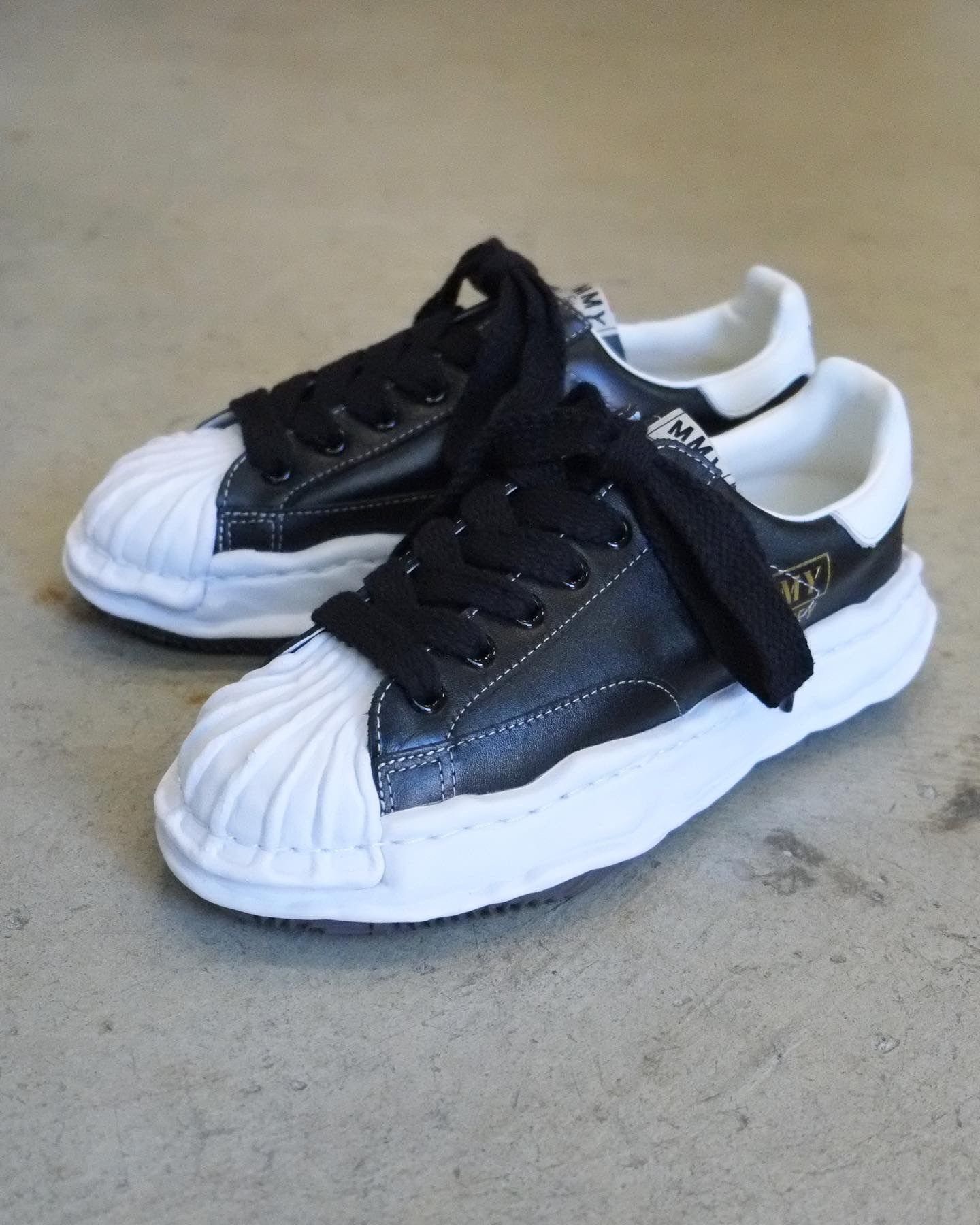 "BLAKEY" OG Sole Leather Low-top Sneaker