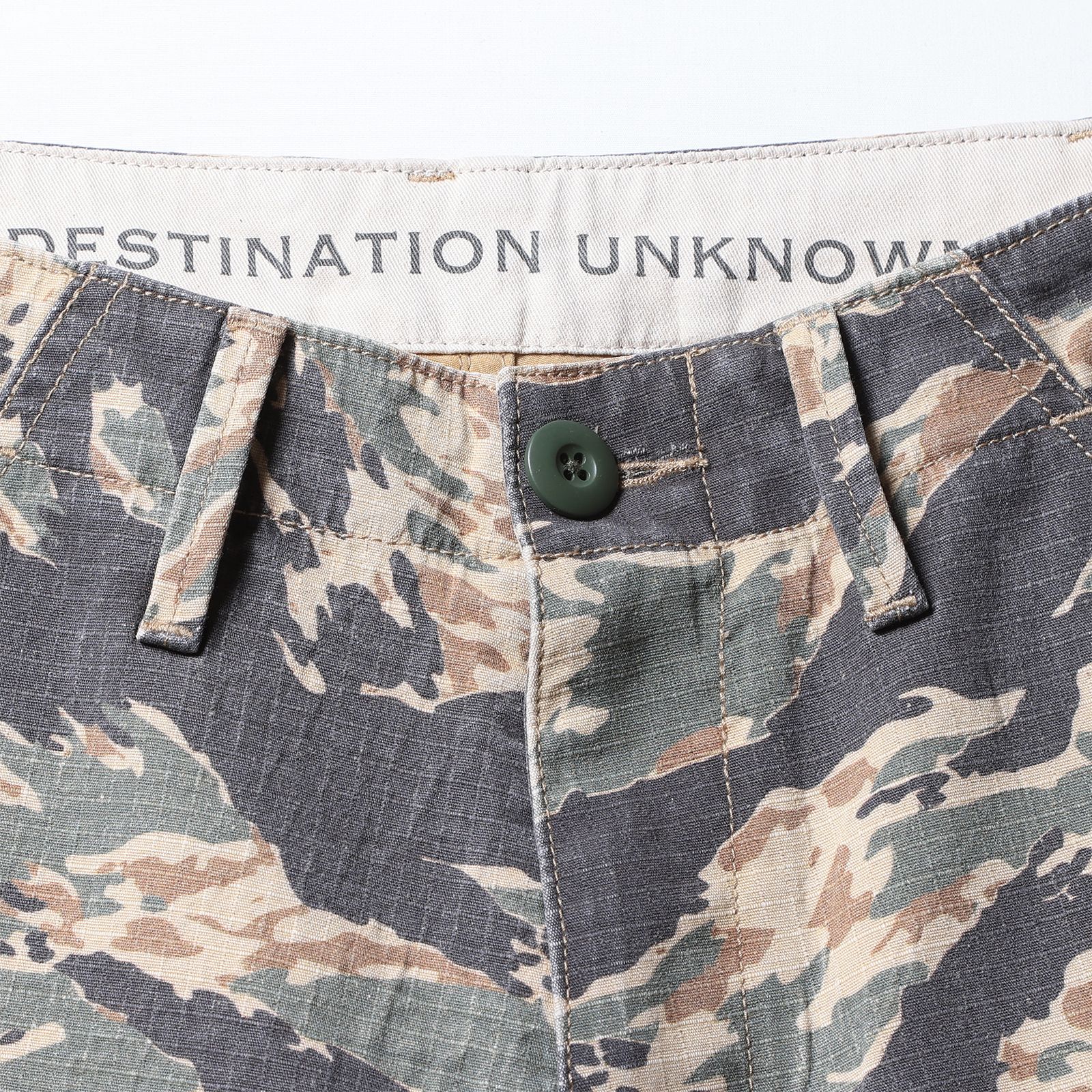 liberaiders - 【ラスト1点 32(M)】6 pocket army shorts