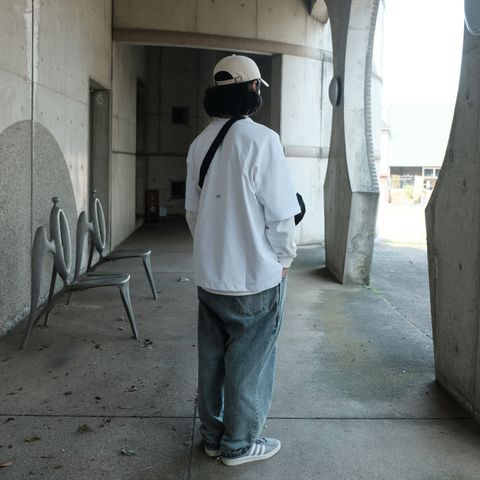 春はTシャツ重ね着がしたくなる季節
