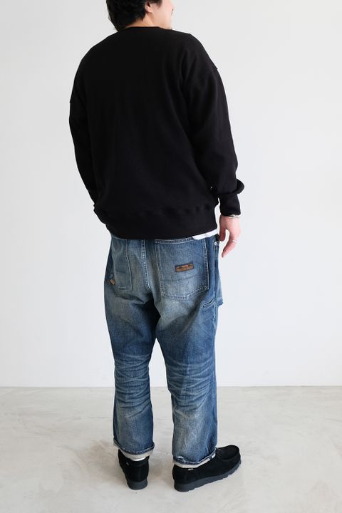 シンプルだからこそ際立つデニムの男前な表情