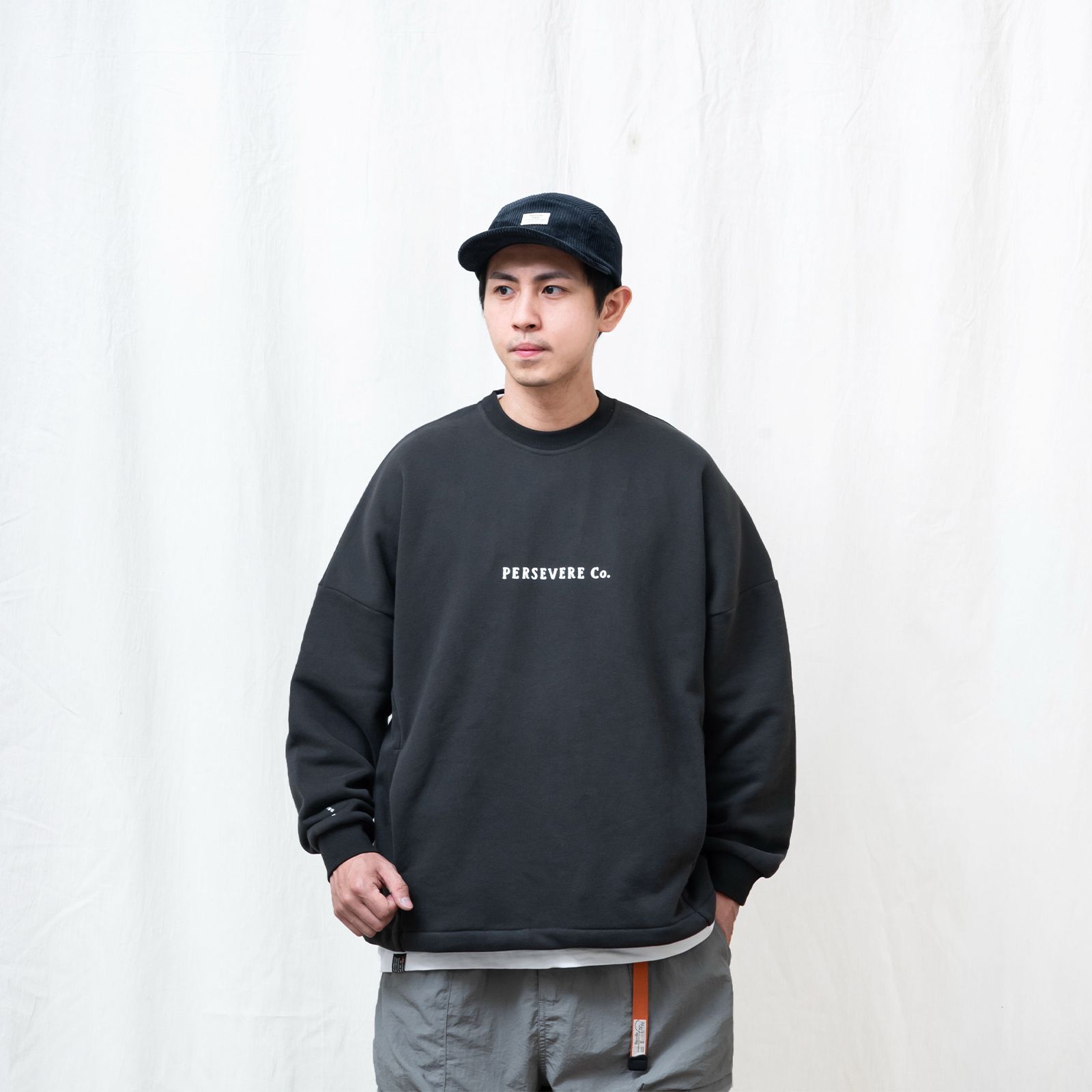 【ラスト1点 XL】brand logo classic washed sweatshirt / チャコールブラック