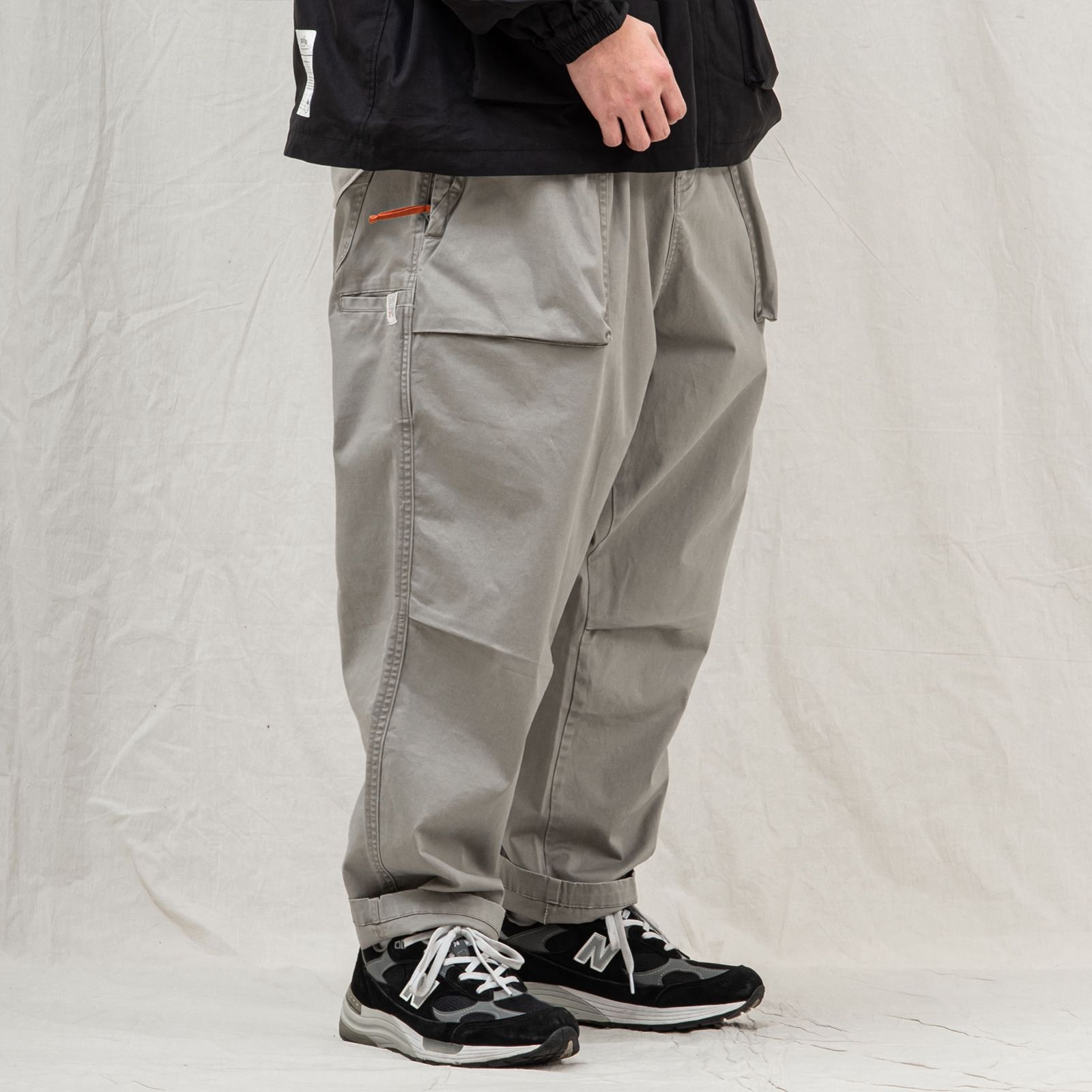 Persevere - 【ラスト1点 XL】heavy enzume washed tapered pants / オフホワイト | Filo