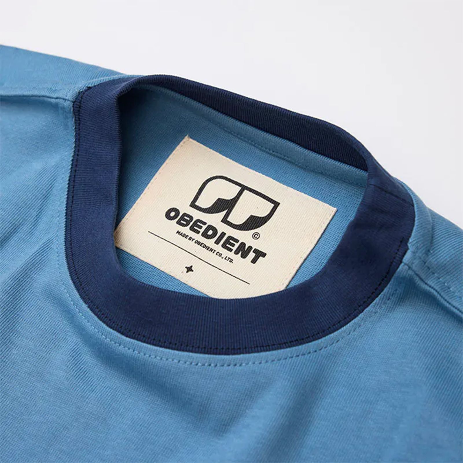 【ラスト1点 4 】BASIC L/S TEE WITH CONTRASTING RIBBED TRIMS / ブルー