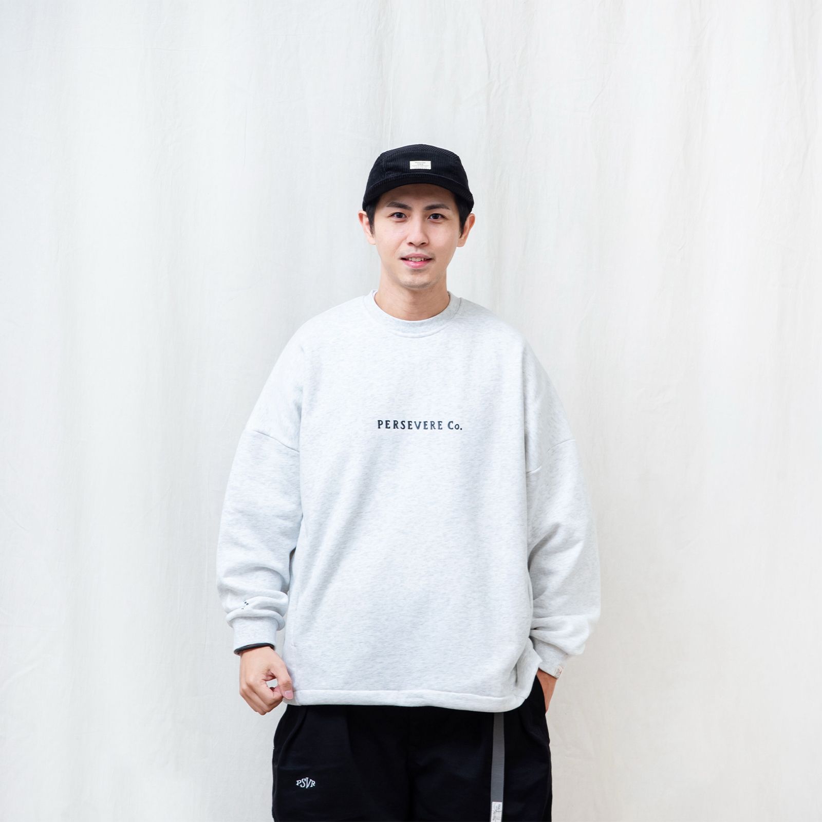 【ラスト1点 XL 】brand logo classic washed sweatshirt / ヘザーホワイト