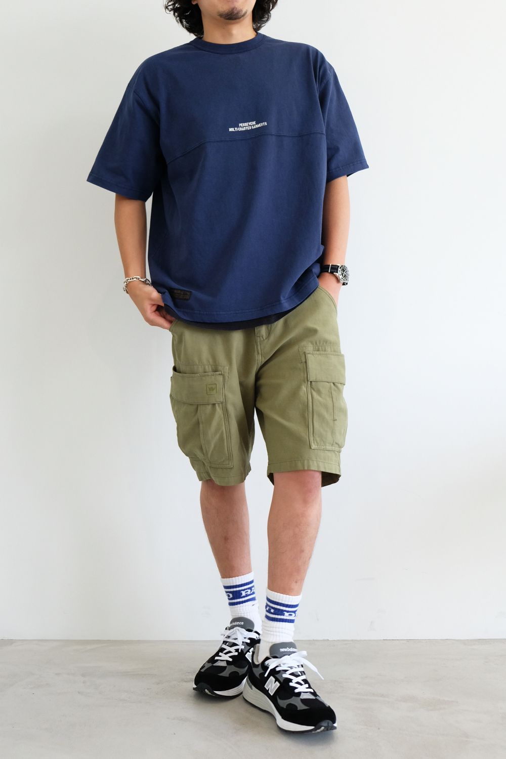 配色で楽しむ夏の定番スタイル