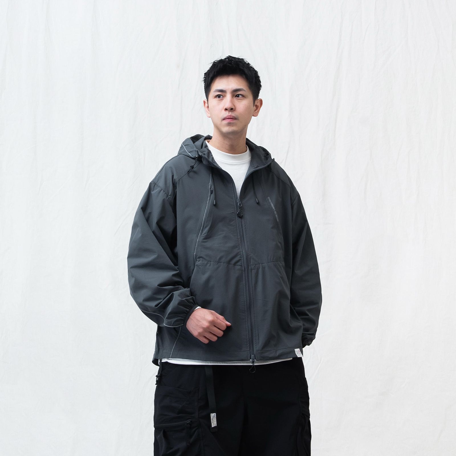 multi-season functional jacket / ダークグレー