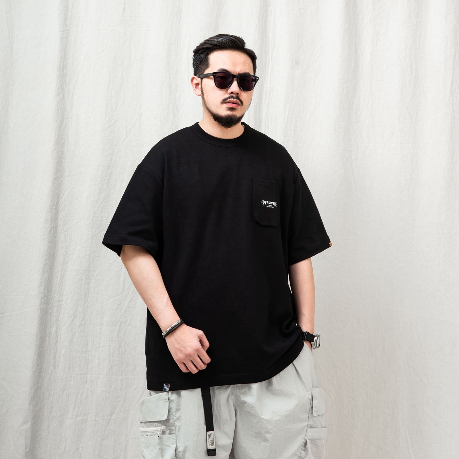 【ラスト1点 L 】hexagonal pocket classic t-shirt / ブラック
