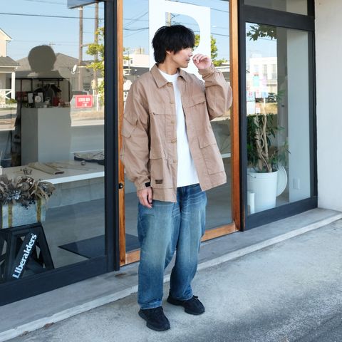秋らしい配色でストリートな気分にアメカジスタイルを楽しむ