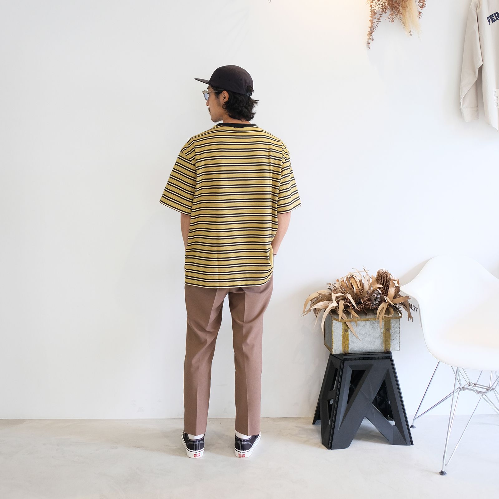 【2023.6.17(Sat) 】オリジナルのボーダーデザインが印象的な同系色でまとめたTシャツコーデ