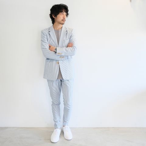 清涼感を感じさせ夏のオトナなセットアップスタイル