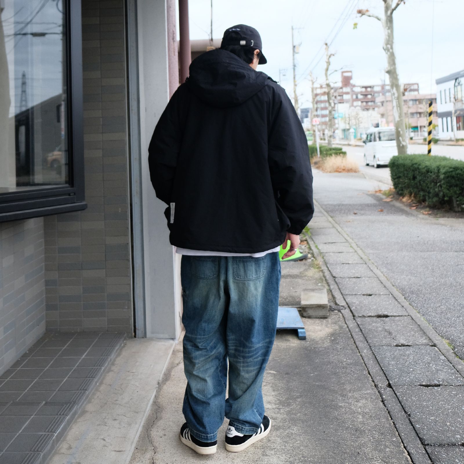 着膨れし過ぎず防寒性も考慮したカジュアルコーデ