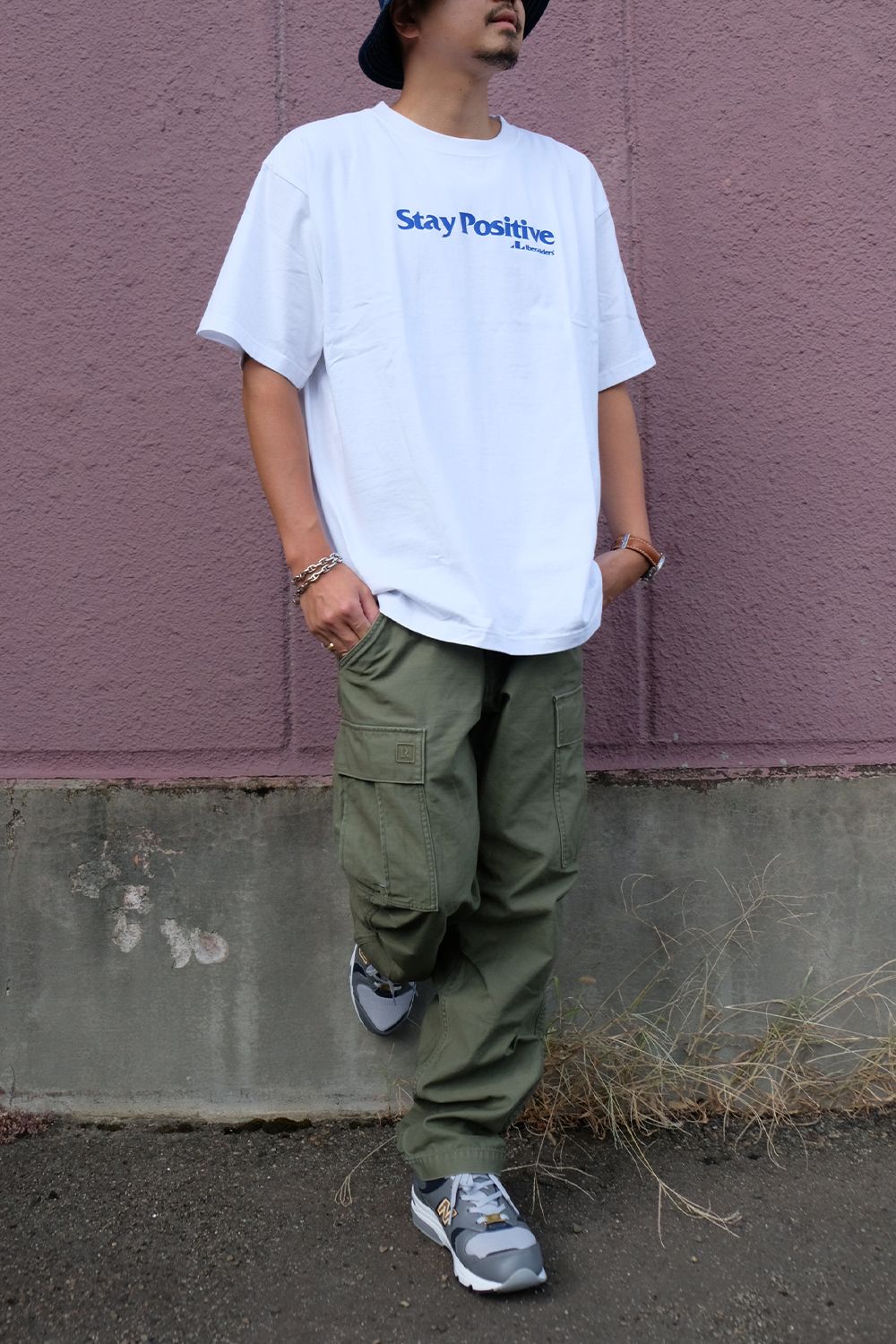 【リベレイダース スポットアイテム】stay positive tee style