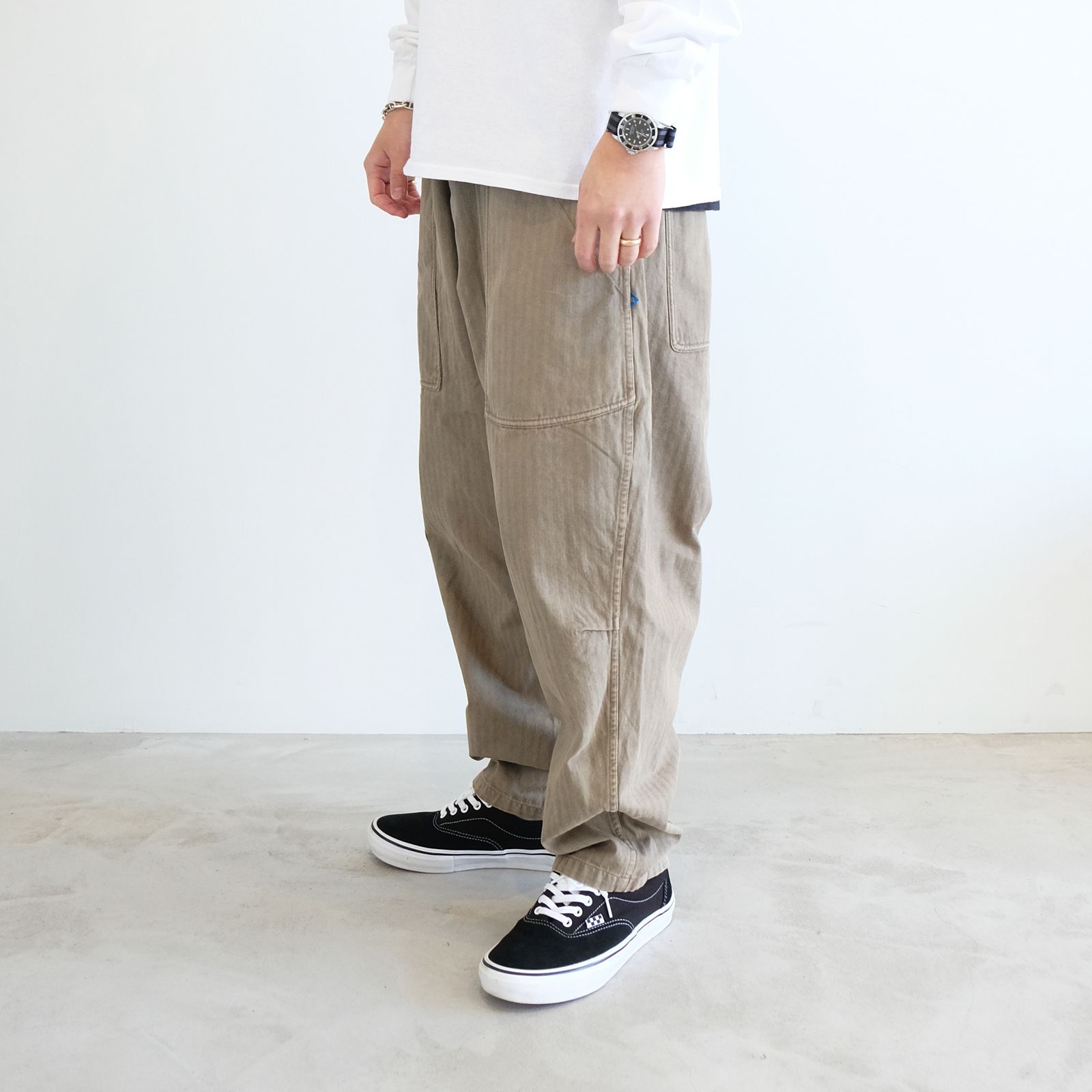パンツ Liberaiders HERRINGBONE SARROUEL PANTS Liberaiders Herringbone Sarrouel Pants - Beige | Garmentory