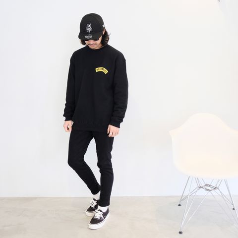 CALEEの年始アイテムを使用したオールブラックコーデ