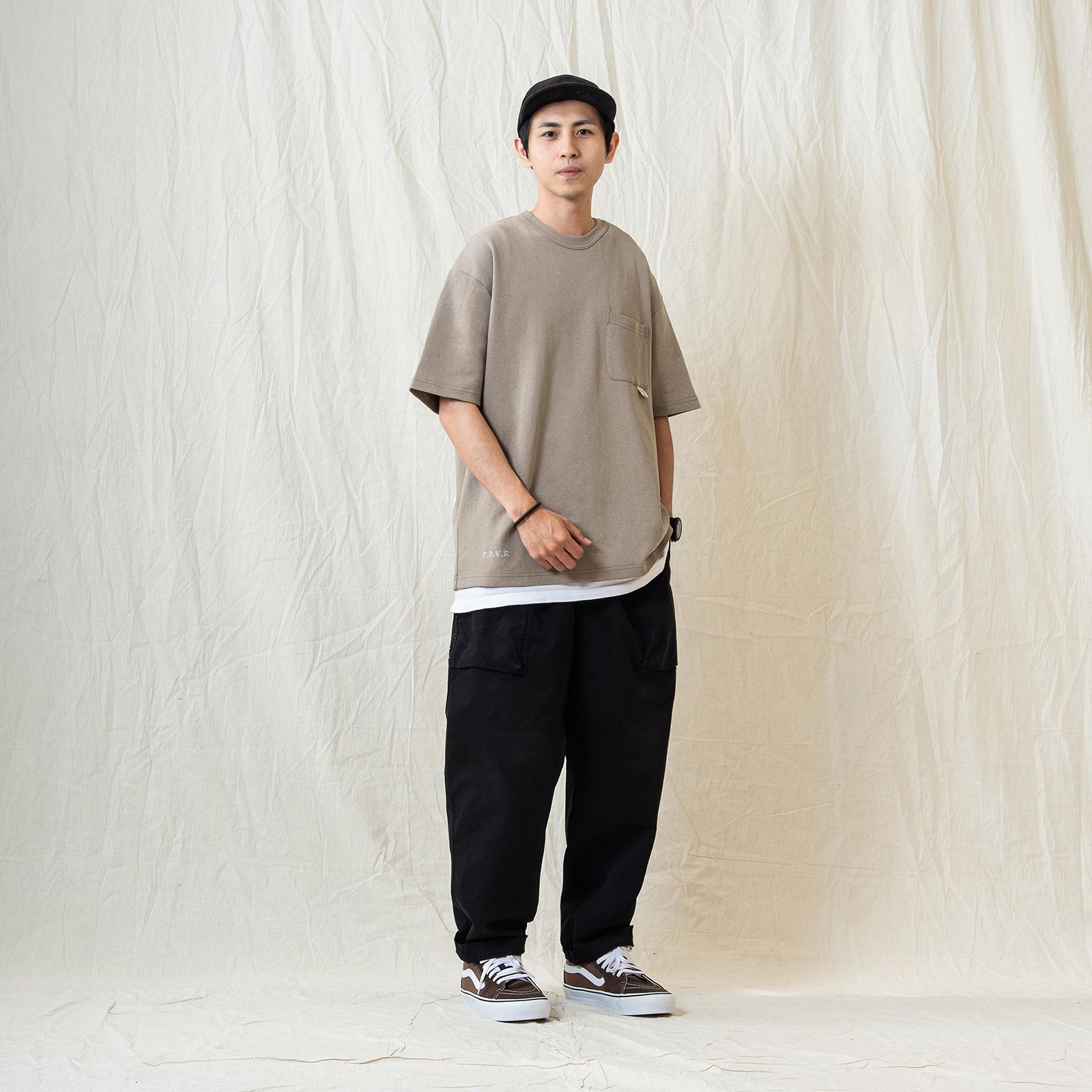 【ラスト1点 L】persevere wide pocket t-shirt / ベージュ
