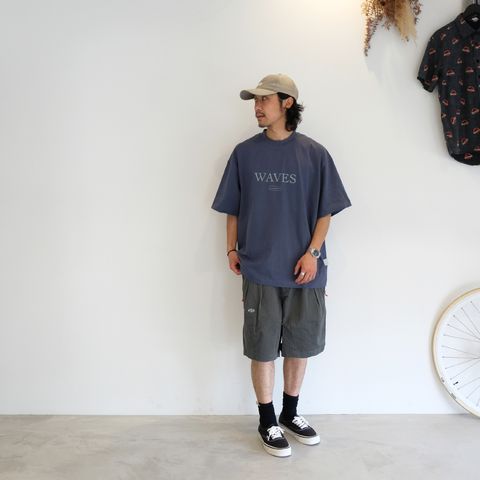淡い色味で