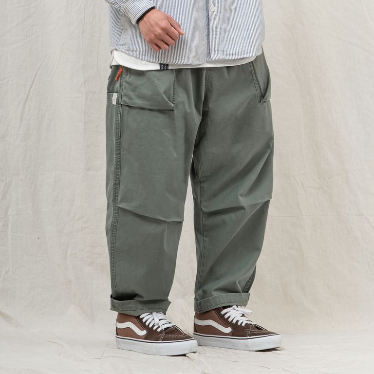 171cm 60kg : 着用サイズ M