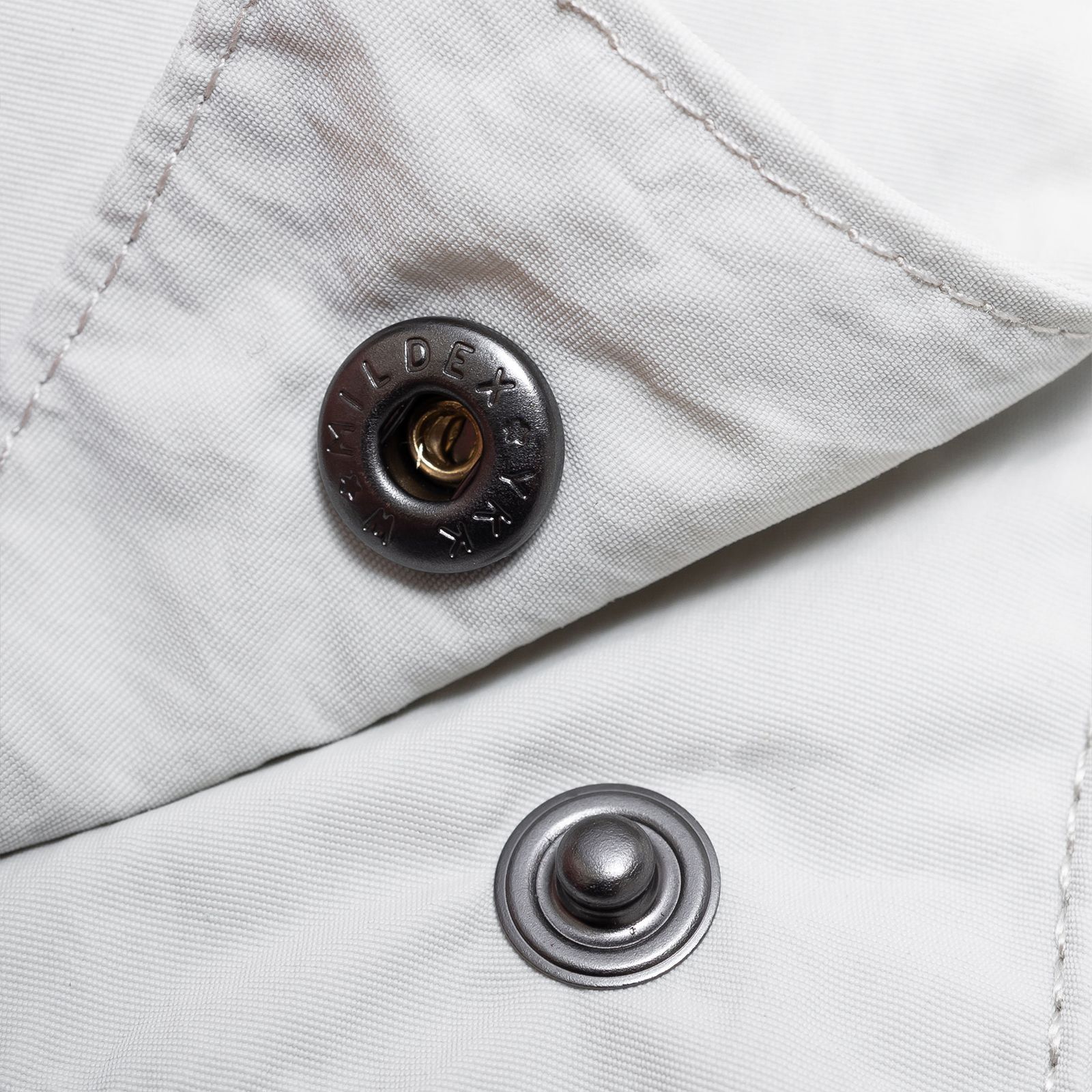 【ラスト1点 M 】water-repellent nylon cargo shorts / オフホワイト
