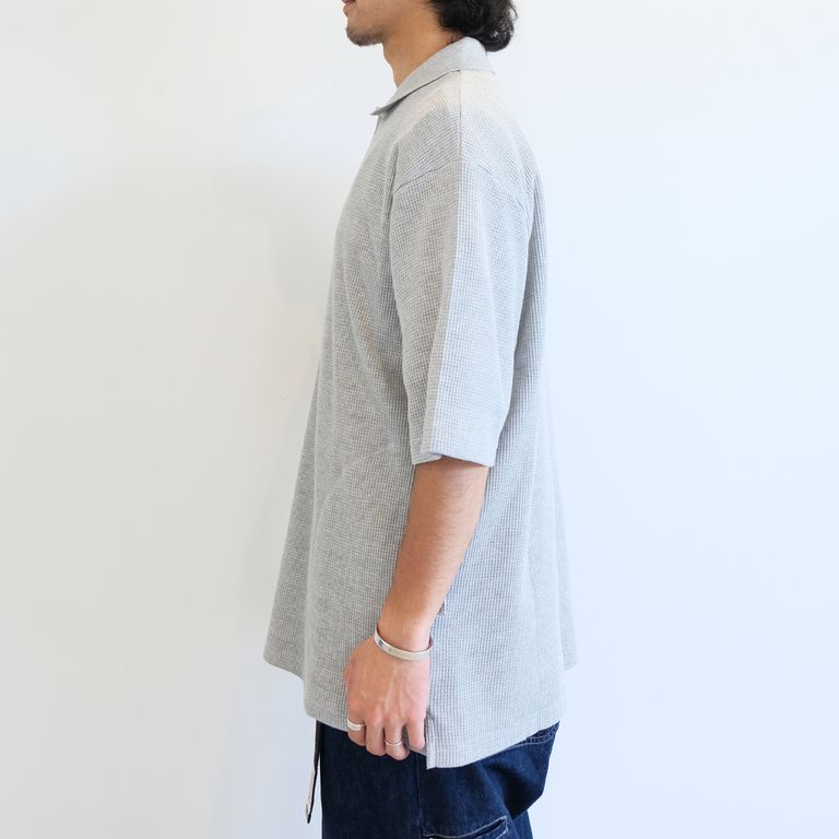 170cm 58kg : 着用サイズ 2