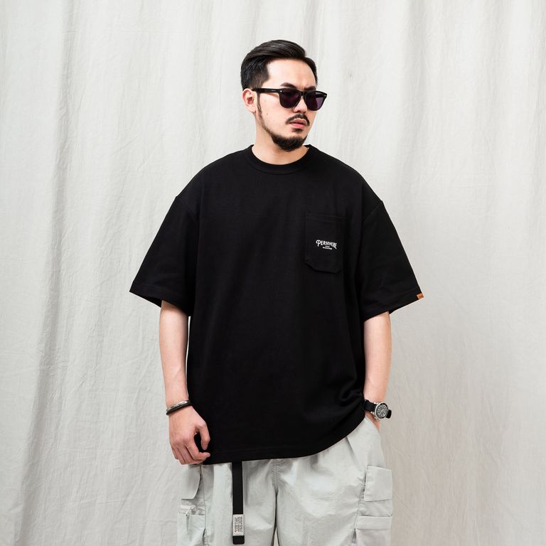 180cm 80kg : 着用サイズ XL