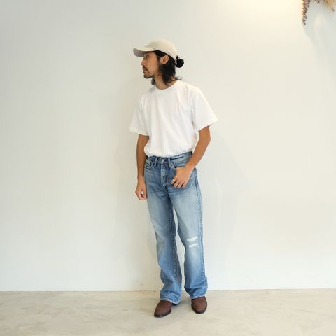 懐かしくも今っぽいフレアデニムスタイル