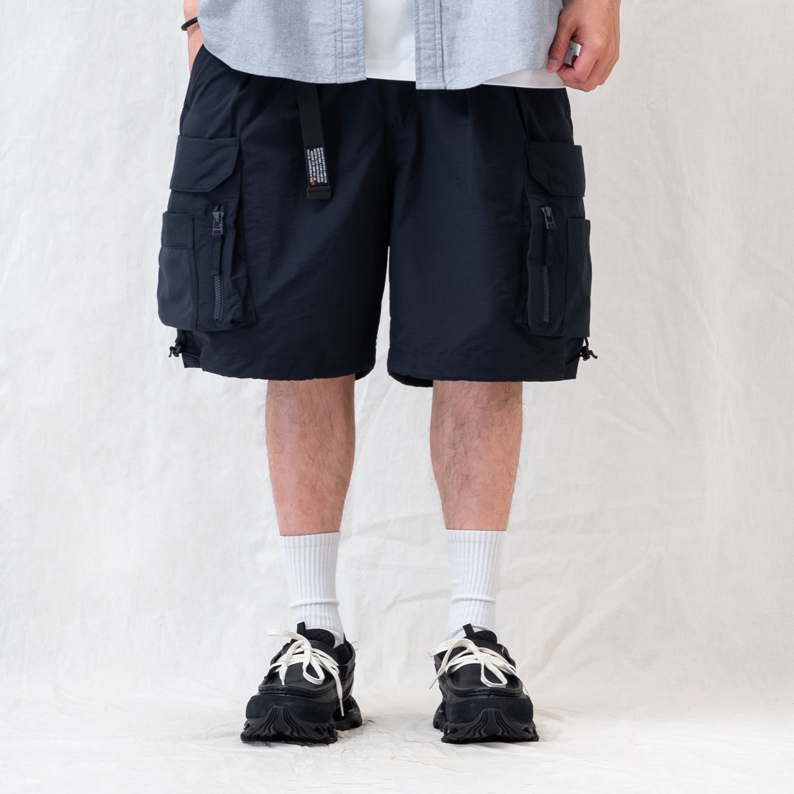 【ラスト1点 L 】water-repellent functional cargo shorts / ブルーブラック