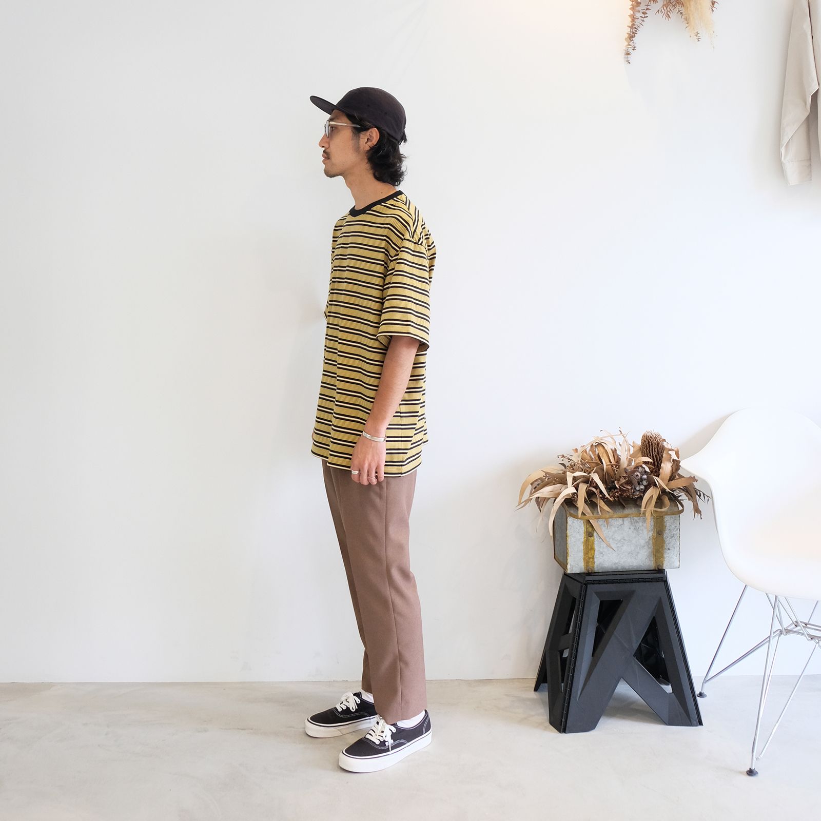 【2023.6.17(Sat) 】オリジナルのボーダーデザインが印象的な同系色でまとめたTシャツコーデ