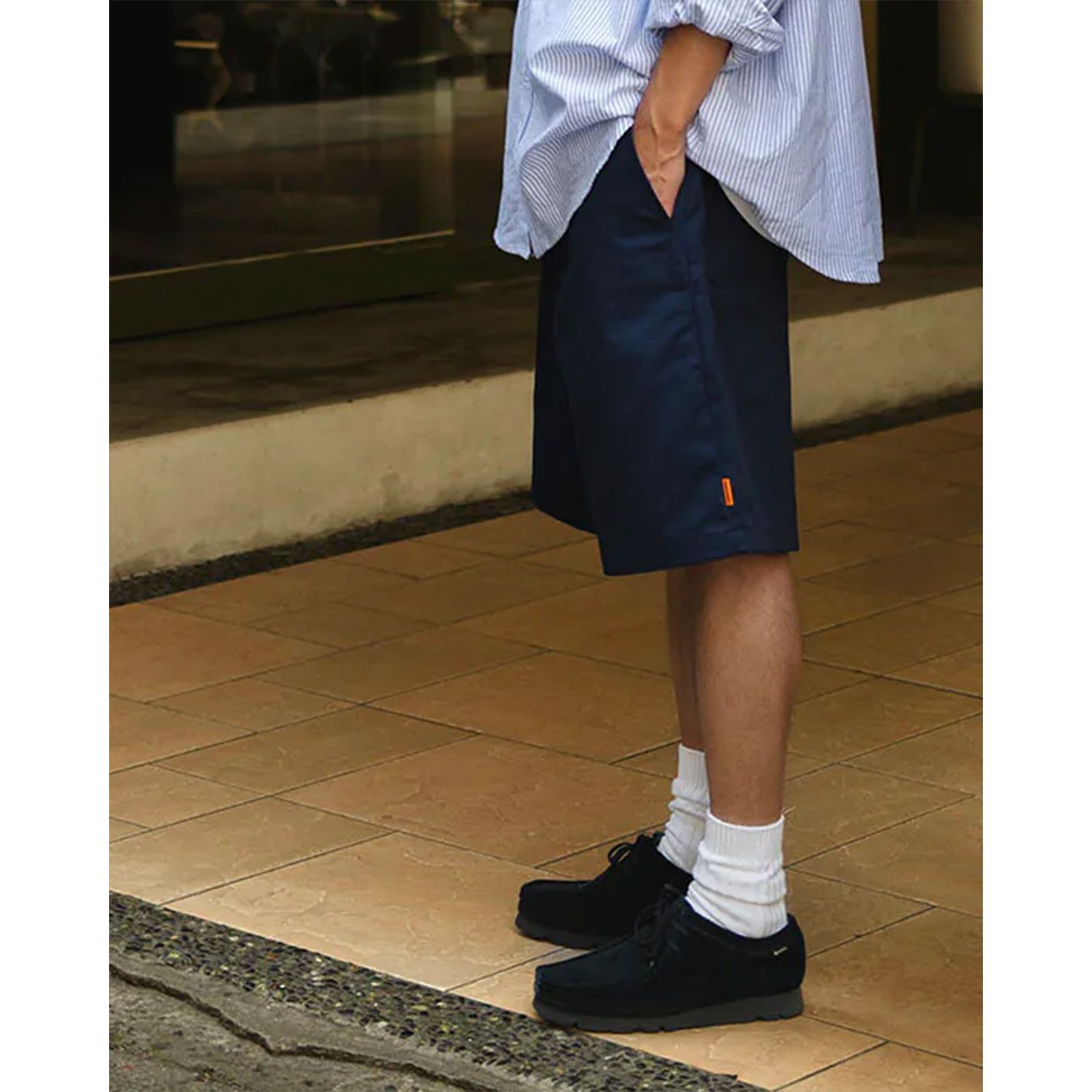 WIDE CHINO SHORTS / ネイビー