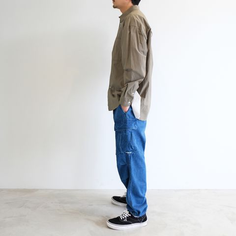 シャツが丁度良い今の時期にピッタリなスタイル