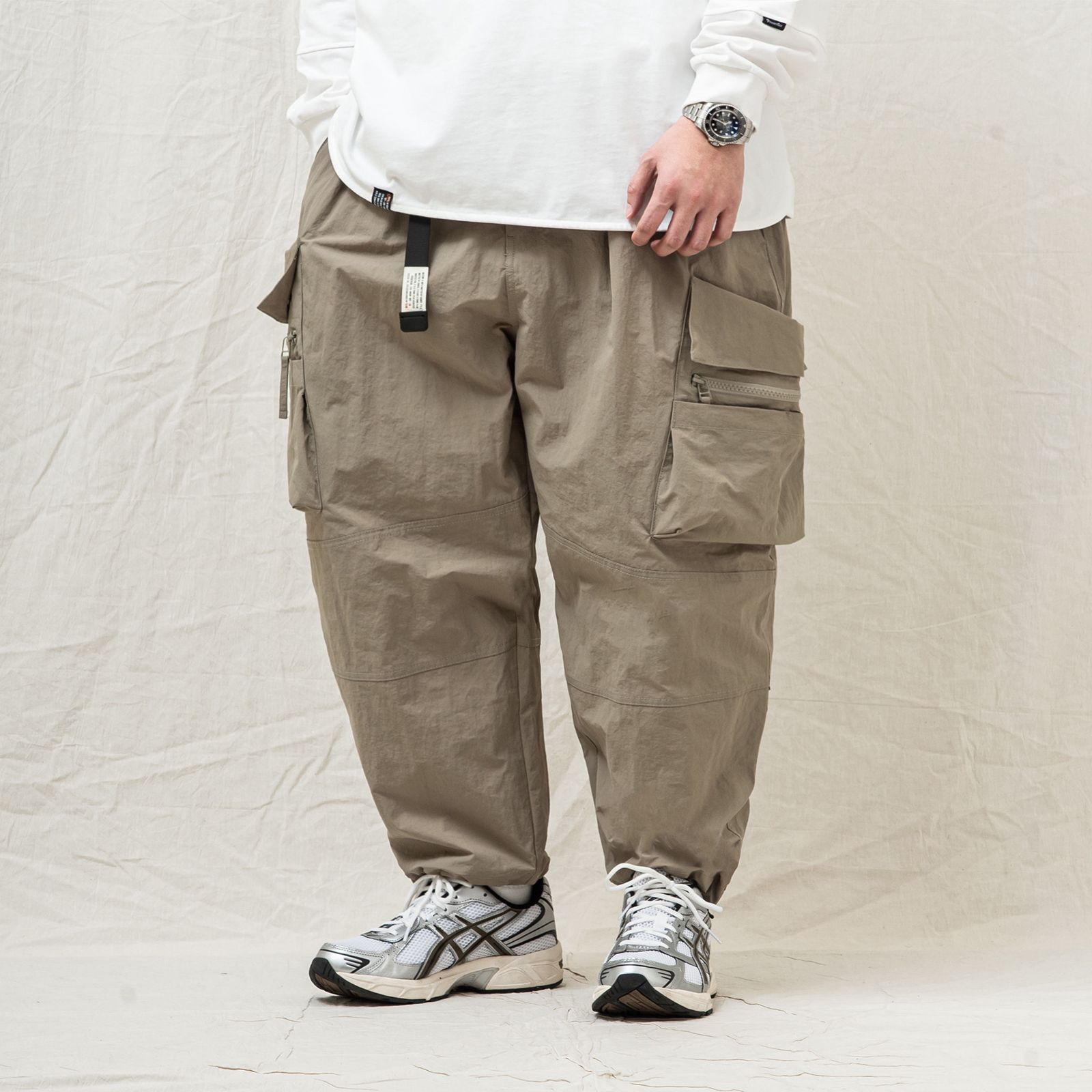 Persevere - water-repellent nylon cargo pants / サンド | Filo