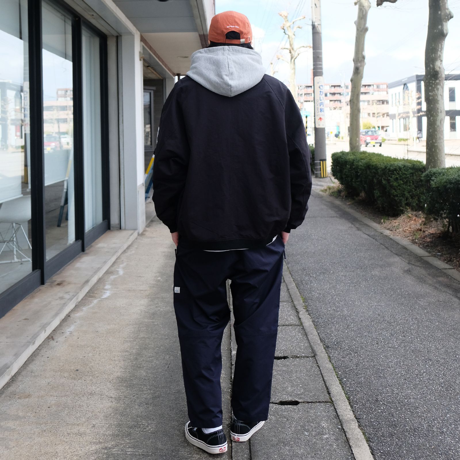 フライトジャケットをメインにタウンユースな雰囲気で