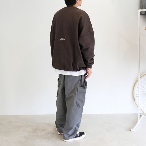 秋のオールグレーコーデ