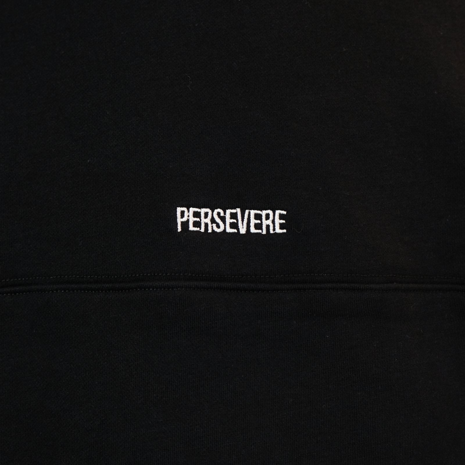 [ラスト1点 M] フロントロゴ ドロップショルダー クルーネックスエットシャツ / morse code classic sweatshirt / ブラック
