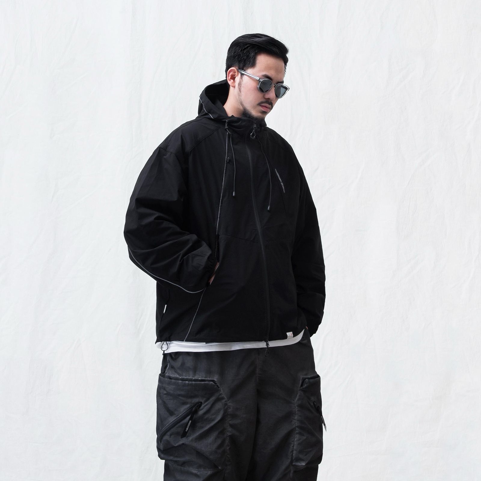 multi-season functional jacket / ブラック