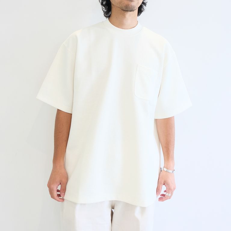 170cm 58kg : 着用サイズ 1(S)