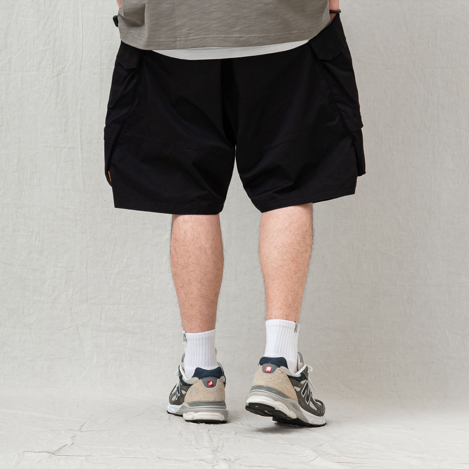 【ラスト1点 M 】washed multi-pocket cargo shorts / ブラック